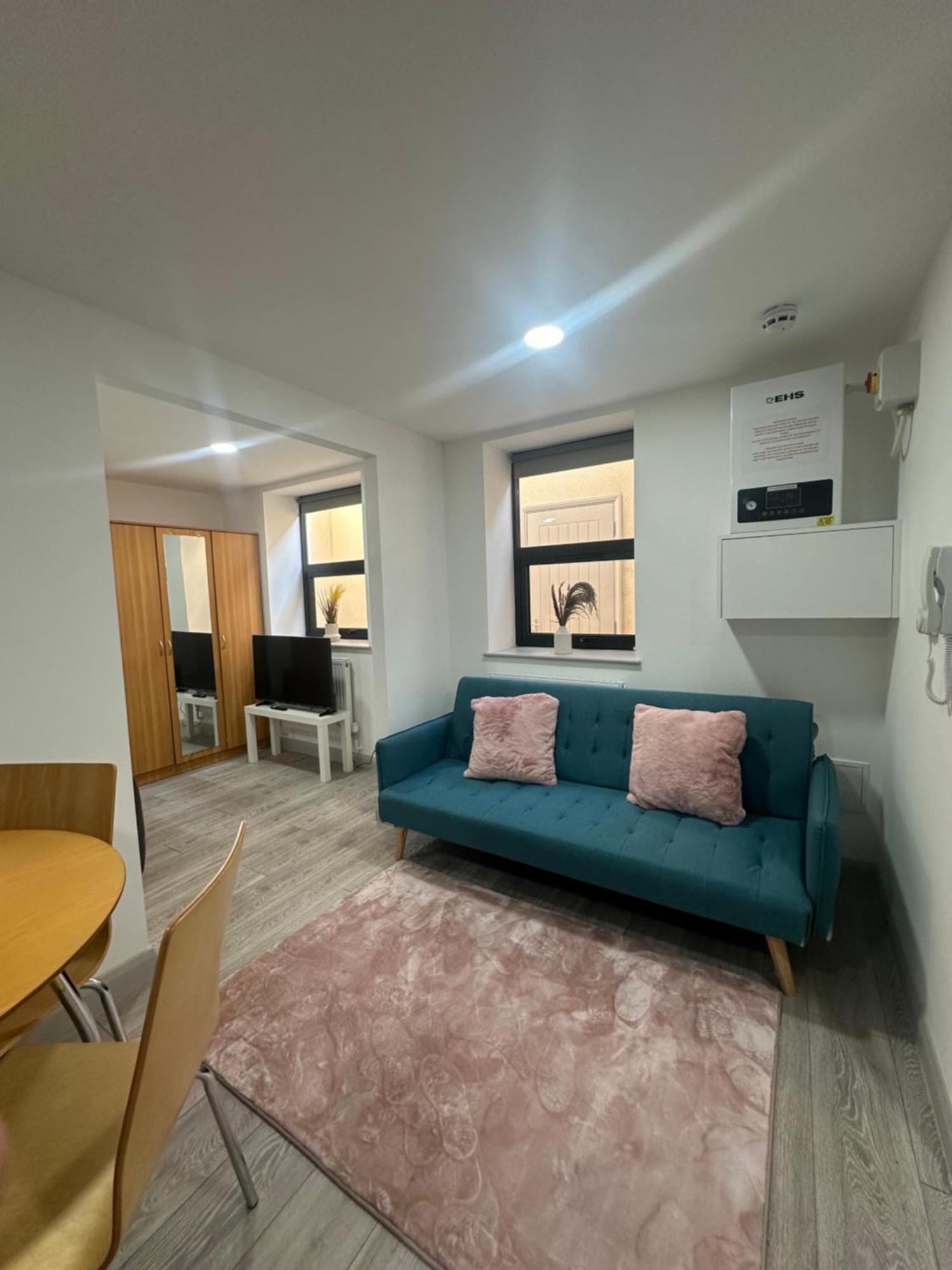 New Build Cozy Flat In London!jay Apartment London
