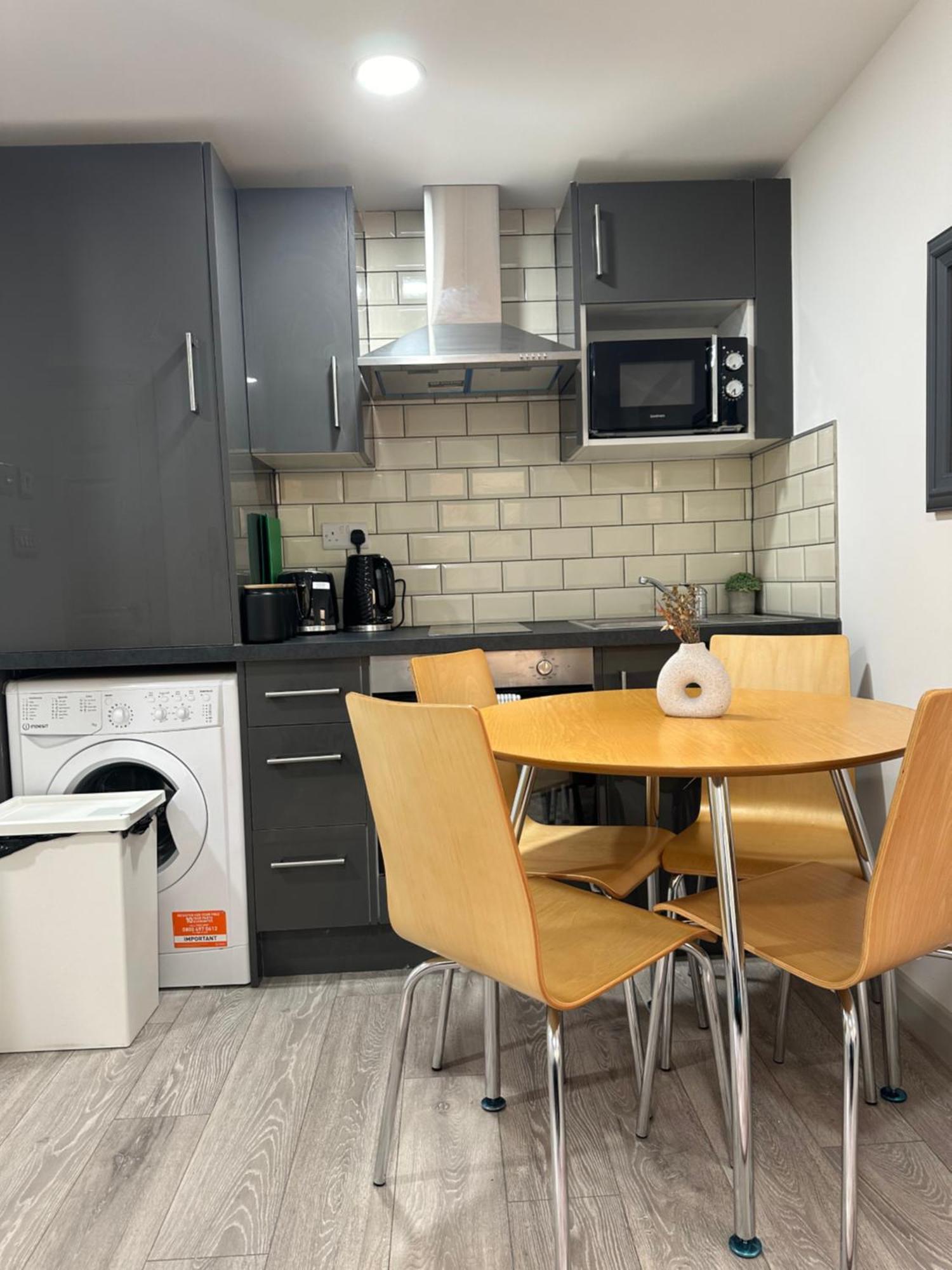 New Build Cozy Flat In London!jay *
