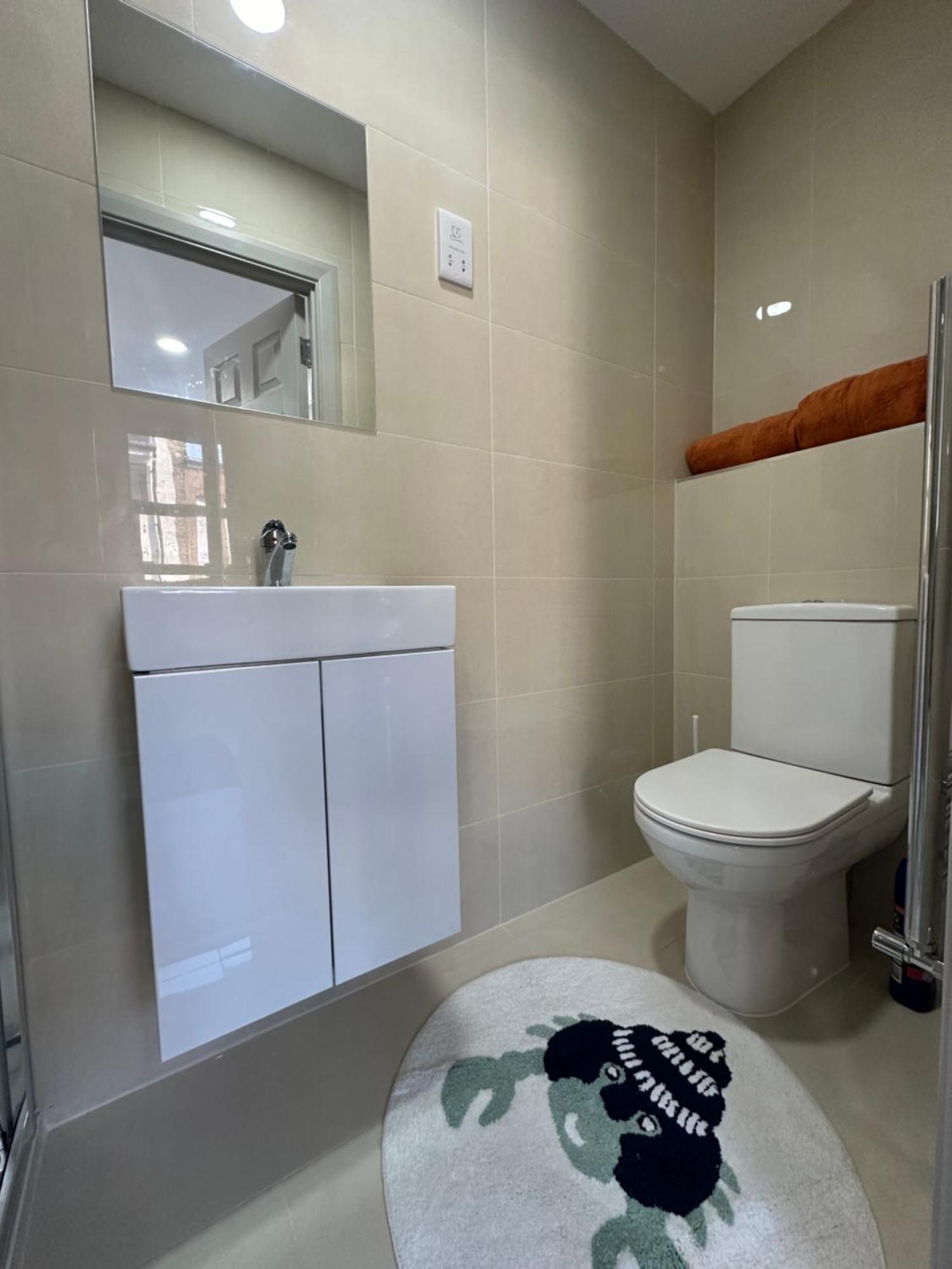 New Build Cozy Flat In London!jay Apartment